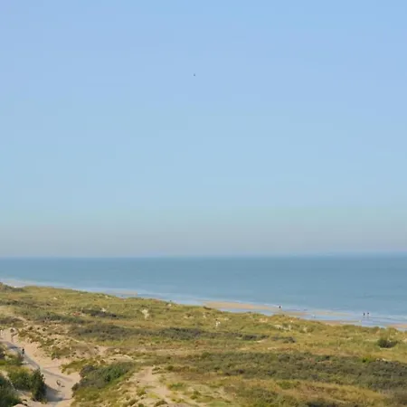 Plaza A1b01 Located On The Daire Oostduinkerke